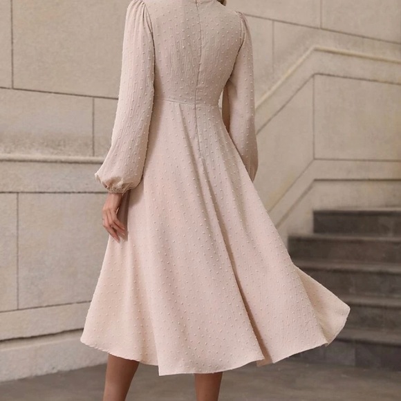 Guipure Lace Insert High Low Hem Dress - Picture 2 of 2